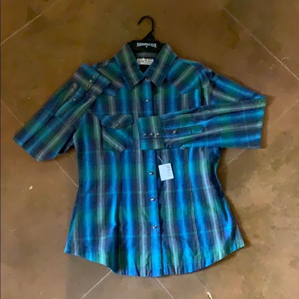 Powder River pearl snap rodeo shirt